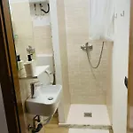 Petite 诺伊卡塔罗