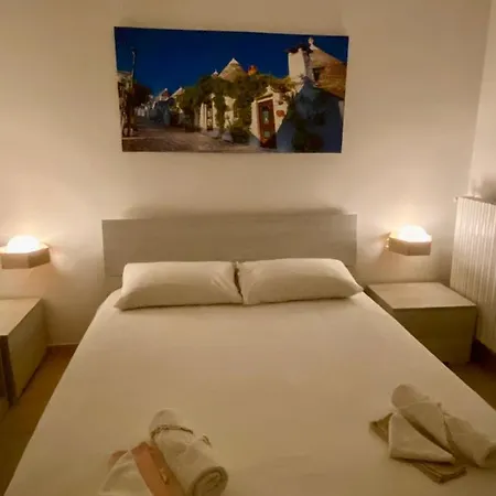 Petite * 诺伊卡塔罗