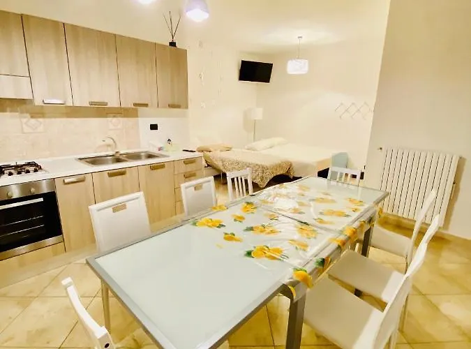 Petite Apartment